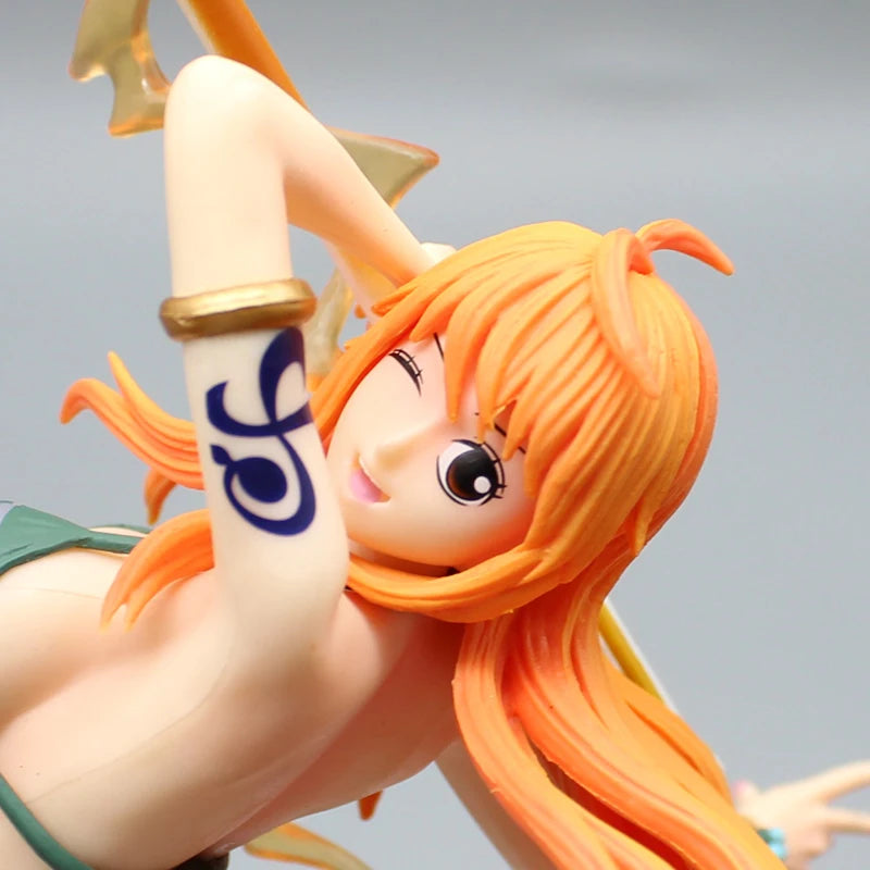 Figurines One Piece "Nami et zeus" 30cm