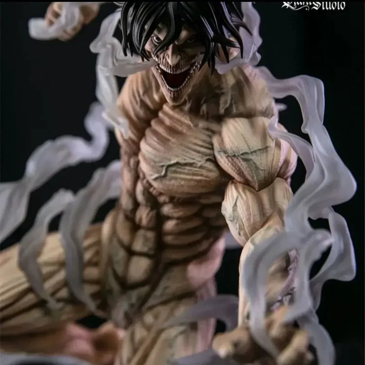 Figurine Attaque Des Titans "Eren Titan" 40cm